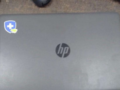 В Павлограде мужчина вынес из больницы ноутбук и обокрал женщину на улице