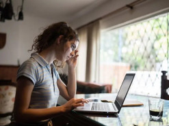 У США шахраї націлюються на студентів із фальшивими вакансіями через сайти пошуку роботи