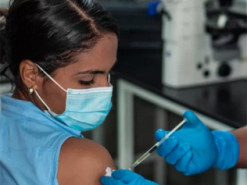 У США створили сайт, на якому можна за винагороду донести на нещеплених