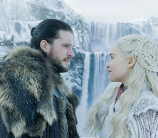 Более миллиона человек подписали петицию с требованием переснять последний сезон "Игры престолов"