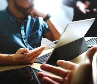 Росія втратила майже чверть провідних IT-фахівців