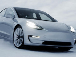 У нових авто Tesla масові проблеми з обігрівом в розпал зими