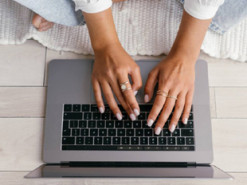 Google обеспечит украинских учителей ноутбуками для дистанционной работы