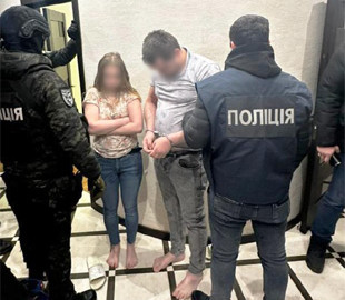 В Україні судитимуть шахраїв, які ошукали десятки людей за схемою "друг просить у борг"