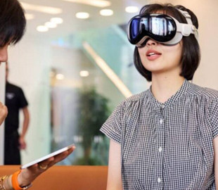 Apple і Samsung по-різному підходять до ринку XR-гарнітур