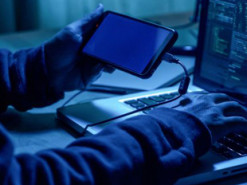 Україна та Франція затримали адміністратора російськомовного форуму для кіберзлочинців