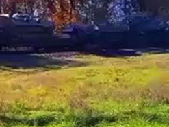 Россия перебрасывает танки к границе с Украиной: в сети делятся видео эшелонов