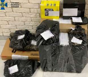 У Києві викрили банду хакерів, які викрадали кошти із банківських рахунків