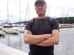 Подружжя в Херсоні погодилося на співпрацю з росіянами: чоловік став “директором” школи