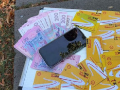 Банковских мошенников из Одесской области задержали в Киеве