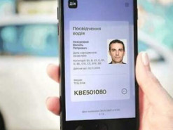 Для українських водіїв у Польщі набули чинності нові правила. Подробиці