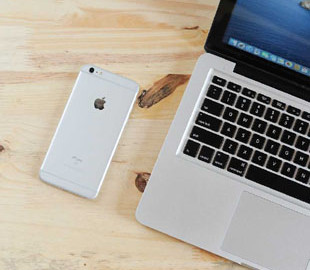 Не сушити в рисі: в Apple розповіли, як позбутися від вологи, якщо гаджет впав у воду