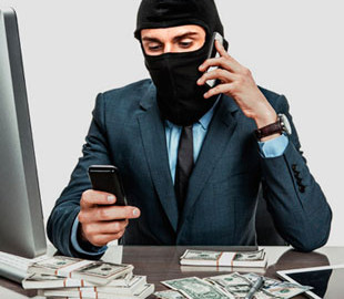 Телефонні шахраї ошукали жінку на 31 тисячу гривень