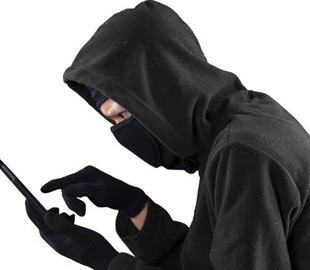 Жінка віддала "банківському працівнику" 35 тис. грн