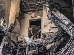 Зруйновані життя і вкрадене майно: Зеленський показав нові кадри воєнної України