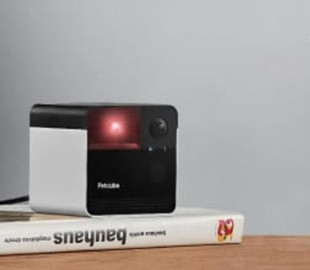 Український стартап Petcube презентував оновлену версію фотокамери Play 2