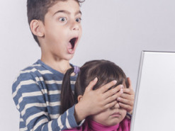 Еврокомиссия усовершенствует законодательство для защиты детей в интернете