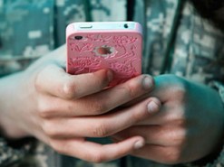 Два школьника довели одноклассницу до суицида издевательствами в сети