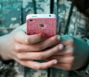 Два школьника довели одноклассницу до суицида издевательствами в сети