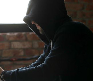 Шахраї під час війни запустили кілька абсолютно нових схем: як вони працюють