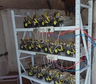 Китайцы устроили дома майнинг-ферму и крали электричество для добычи криптовалют