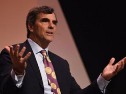 Инвестор-миллиардер предсказал "смерть" обычных денег из-за биткоина