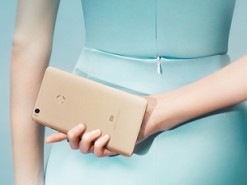 Выход смартфона Xiaomi Mi Мax 3 отложен
