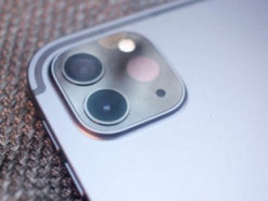 Включенный iPhone 12 впервые показали в рабочем состоянии