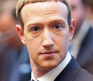 Саша Барон Коэн призвал привлечь Цукерберга к ответственности