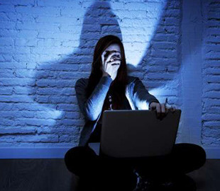 Двух кураторов "групп смерти" отправили на принудительное лечение