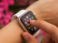 Більше ніж фітнес-трекер: 5 прихованих функцій Apple Watch, які рятують життя