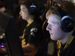 Киберспортсмена исключили из команды из-за возмутительного поведения в чате Twitch