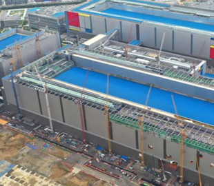 Samsung впервые вложит в производство полупроводниковых изделий более $30 млрд