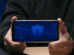 Ваш телефон зламали хакери: за якими шістьма ознаками це можна зрозуміти