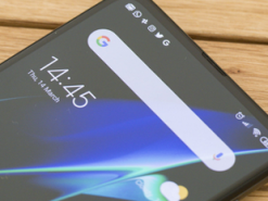 Эксперт рассказал о сроках появления смартфонов с подэкранной камерой