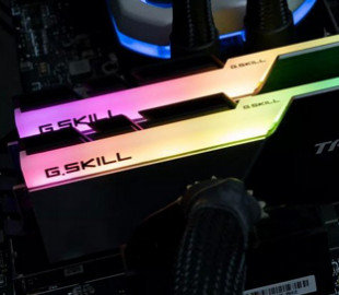 Оперативная память DDR4 начала дешеветь в США и Европе