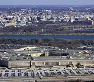 Пентагон может поделить облачный контракт между Amazon и Microsoft