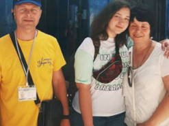 «Найскладнішим було не хамити росіянам і приховувати, як ти їх ненавидиш»: 14-річна дівчинка одна евакуювалася з Херсона до Польщі