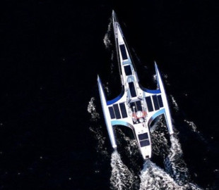 Керований штучним інтелектом тримаран перетнув Атлантичний океан