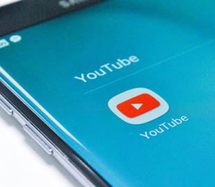 Youtube планирует встроить функцию перелистывания видео в стиле Instagram Stories