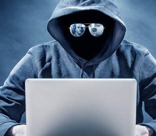 В 2018 году блокчейн-компании выплатили $900 тысяч белым хакерам