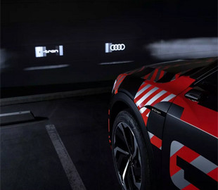 Audi оснастила свои электромобили фарами-проекторами