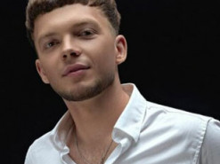 Переможець "Голос країни" Сергій Лазановський насмішив кадром у потязі