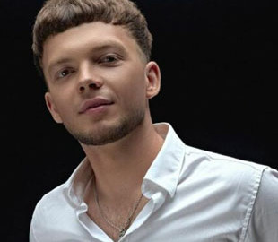 Переможець "Голос країни" Сергій Лазановський насмішив кадром у потязі