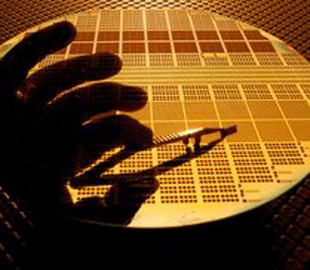 Полугодовая выручка ведущих чипмейкеров существенно выросла