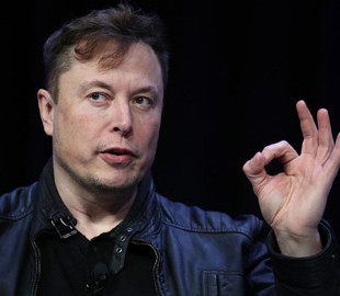 Жители Подмосковья попросили Илона Маска вывезти снег на Марс