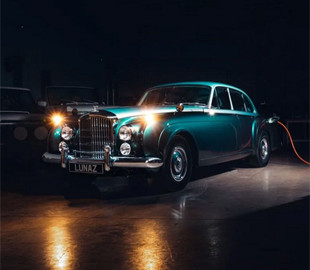 Британская компания Lunaz показала электрический Bentley