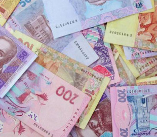 Жителька Тернопільщини втратила понад 70 000 гривень в Інтернеті