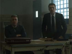 Netflix отложил выход третьего сезона сериала "Охотник за разумом"