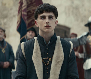 Вышел первый трейлер фильма "Король" от Netflix